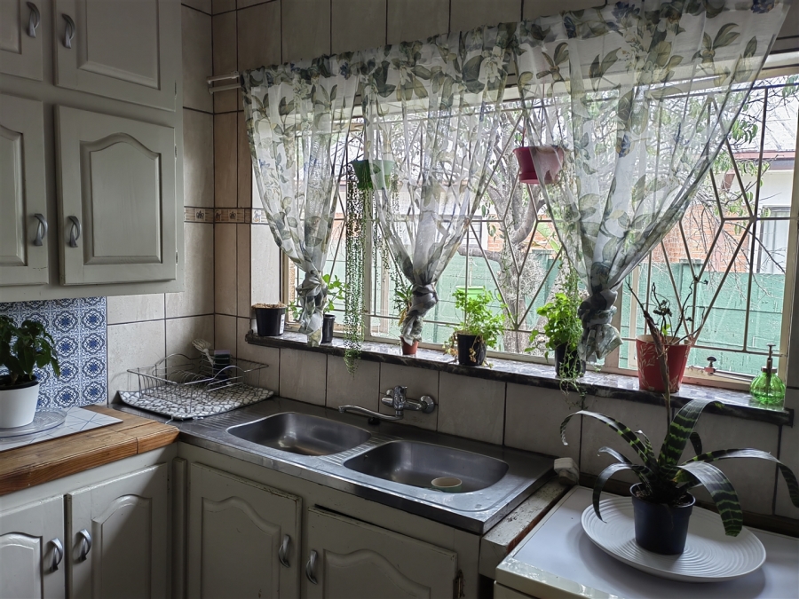 5 Bedroom Property for Sale in Parys Free State